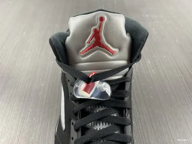 Cheap TBK 845035-003 Retro (2016) Metallic Black Jordan 5 0513